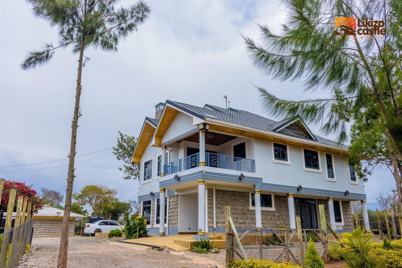 Nanyuki Likizo Castle Villa Naro Moru Exterior photo